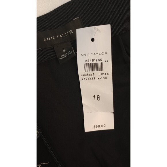 Ann Taylor Skirt Size 16 Black Floral Textured Thick Lined Front Slit Back Zip - Picture 7 of 9